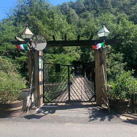 Agricamping Ponteraggio N.1 Hotel Dolceacqua Exterior photo